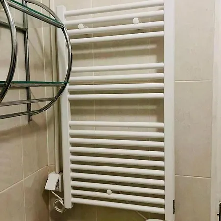 Exceptional With 2 Bedrooms Near The Sea פולה