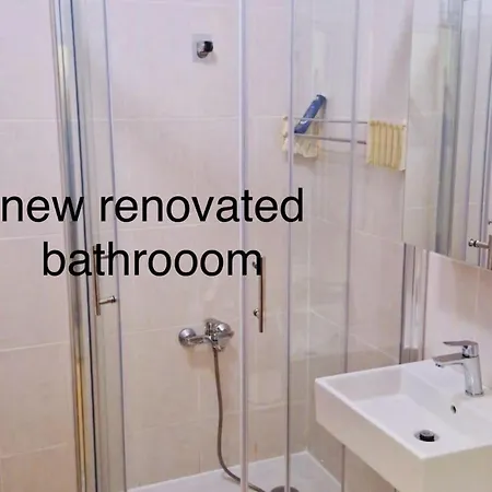 Appartement Exceptional With 2 Bedrooms Near The Sea Pula